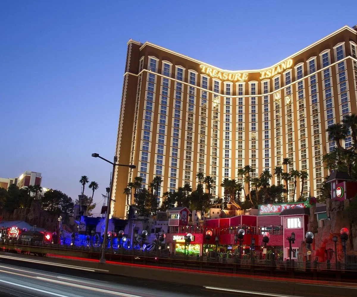 A dinner setting for an unhurried casino-resort evening
